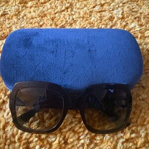 Gucci Black Sunglasses with Navy Case